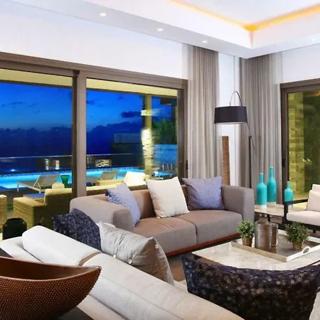 Alysia Villalari * Gundogan (Bodrum)